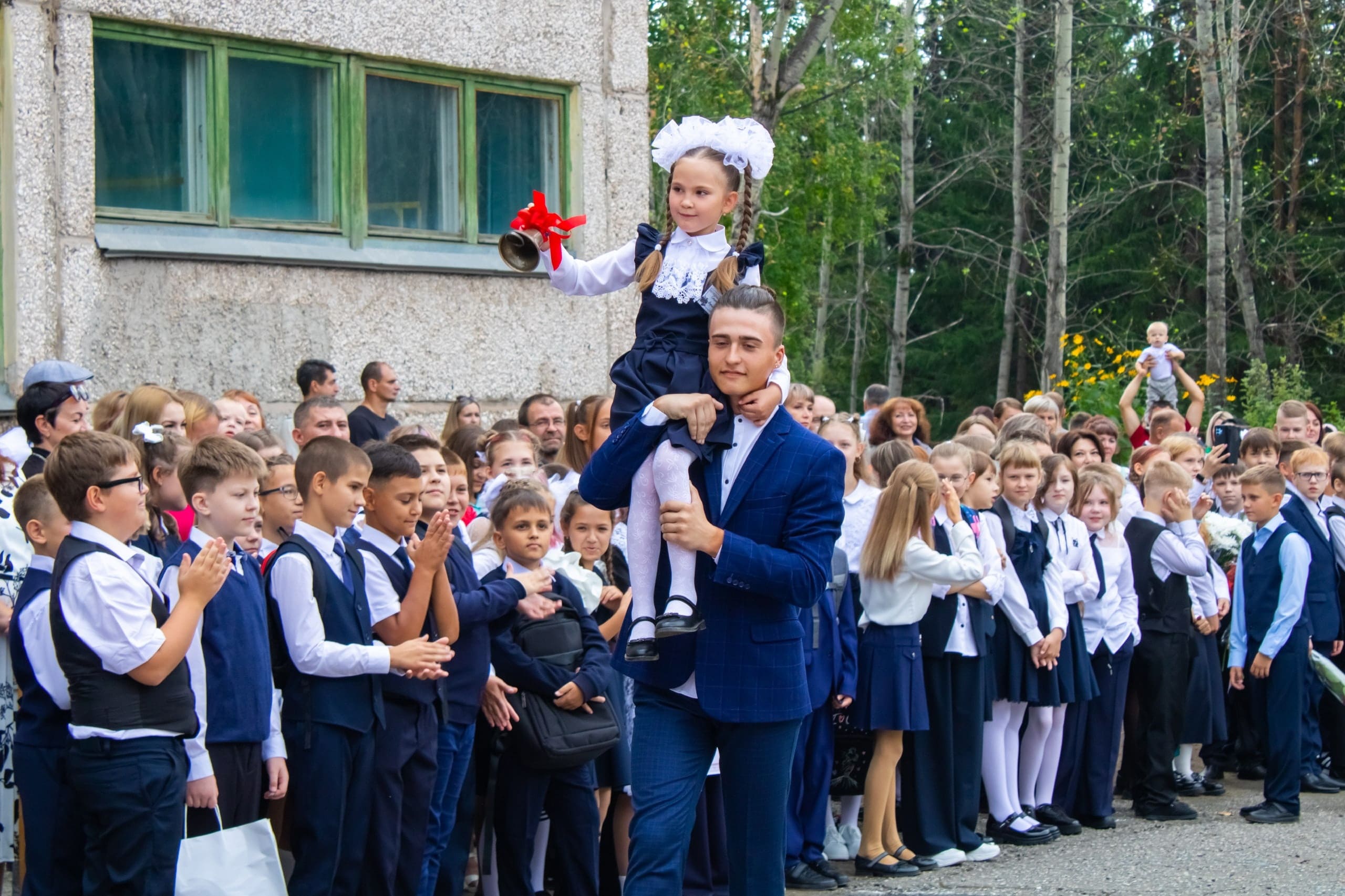 Укажите подпись к картинке.